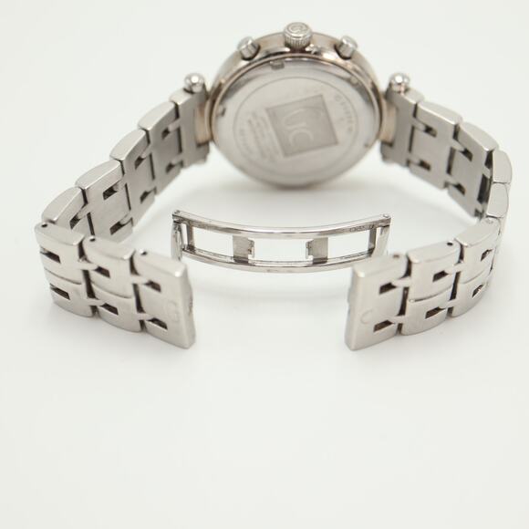 Guess Collection GC Silver Tone 1/10th Sec Chronograph 38mm Watch w New Battery - Picture 15 of 16